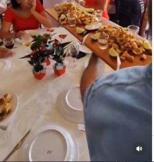 Instagram Melinos